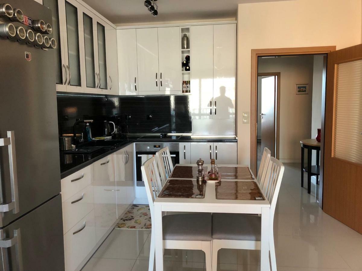 Astoria Apartment Veliko Tarnovo Kültér fotó