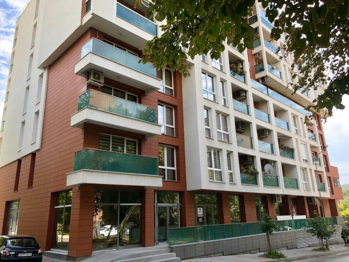 Astoria Apartment Veliko Tarnovo Kültér fotó